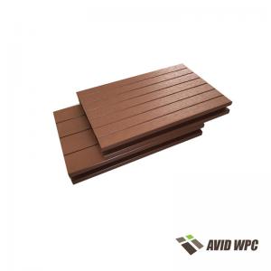 Planches de terrasse en composite